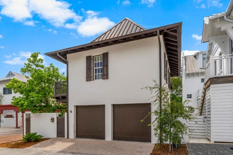 Uncorked Carriage House House in Rosemary Beach