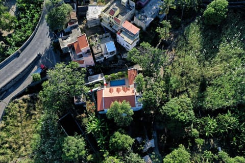 Property building, Day, Bird's eye view