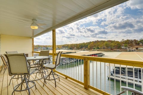 Lakefront Osage Beach Condo with Water-View Balcony! Apartment in Osage Beach