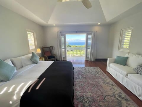 Hospitality Expert Greens 4BR Pool Beach Villa in St. James Parish