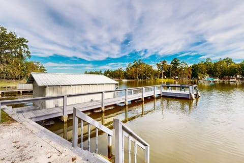 The Lakehouse Casa in Lake Marion