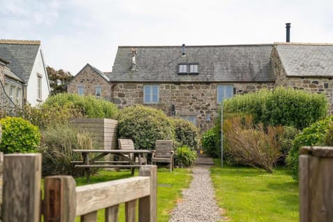 Property building, Garden, Garden view