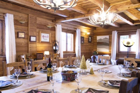 Résidence Alexandre & Chartreuse - 9 Pièces pour 15 Personnes 581 Apartment in Les Deux Alpes