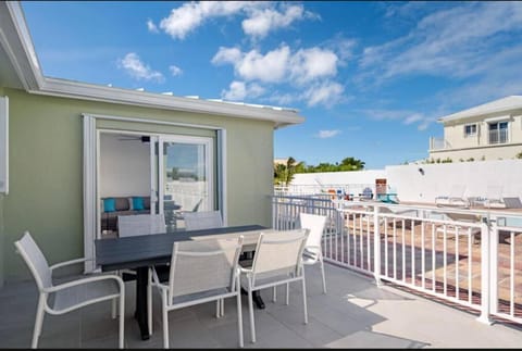 Ridge 3 BDR Villa Grand Turk House in Turks and Caicos Islands