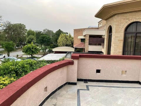 The F-11 villa, modern & luxurious Villa in Islamabad