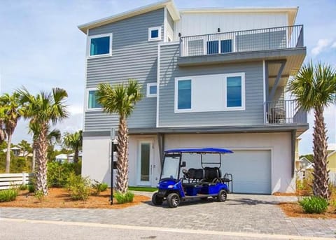 Bella Vita in Lovely Beach Community with 4 Bikes & 6 Seat Golf Cart House in Inlet Beach