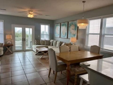 Shore Thing on Scenic 30A with Beautiful Ocean View House in Seacrest