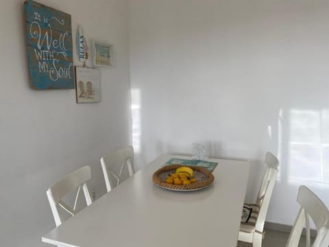 Restaurant/places to eat, Dining area