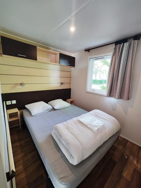 Aux Portes des Monts d'Aubrac Campground/
RV Resort in Espalion