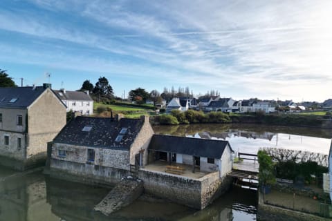 Magnifique Maison les pieds dans l'eau House in Étel