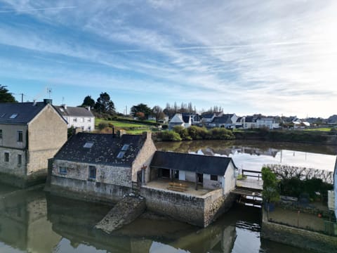 Magnifique Maison les pieds dans l'eau House in Étel