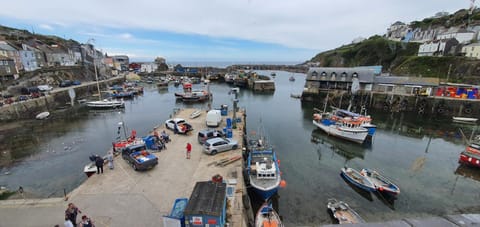 Harbour Tavern Penthouse Condo in Mevagissey