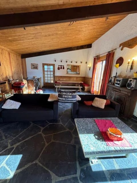 Chalet de l'Ours - Pla d'Adet Chalet in Saint-Lary-Soulan