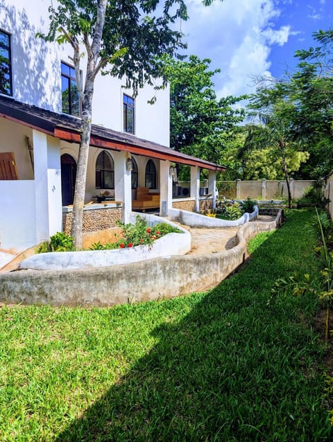 Jandi Diani Villa in Diani Beach