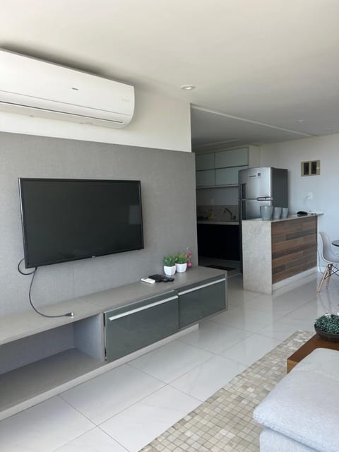 Communal lounge/ TV room, TV and multimedia, Living room, air conditioner