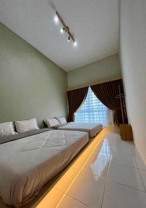 Polo Stay, 4 bedroom Single Storey house Ipoh for 10 pax House in Ipoh