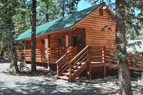 Pinewoods Resort and RV Park Campground/ 
RV Resort in Utah