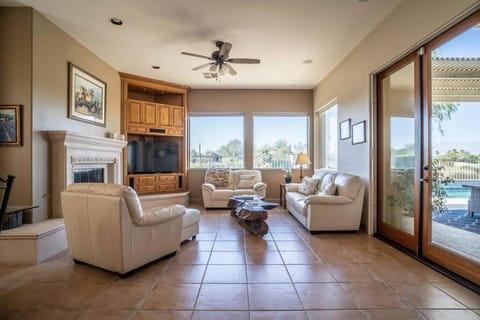 Desert Willow View Home with Pool on Golf Course House in Palm Desert