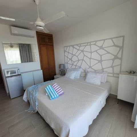 Vibe Residence Hotelstyle studio close to beach Apartment in Dominicus