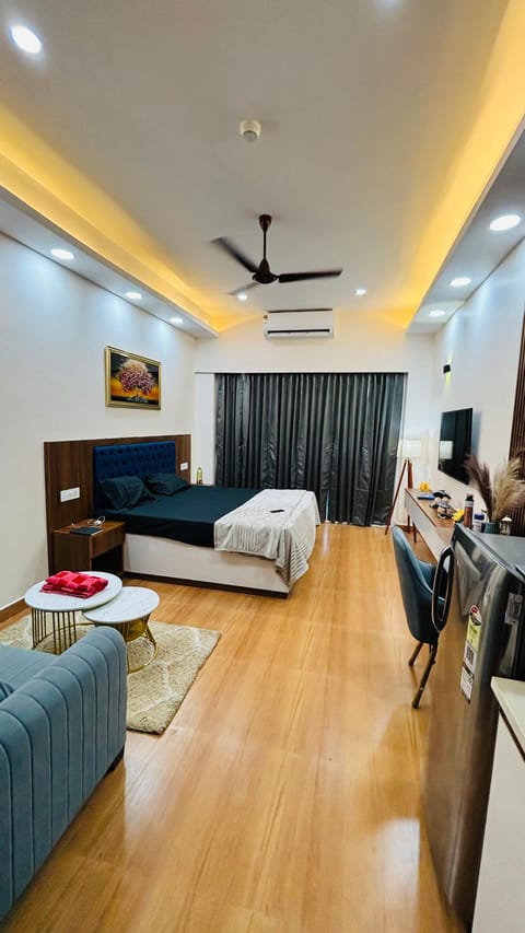 Roseville suites & apartments Apartment in Noida