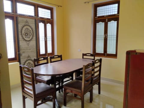 Orange Villa Bed and Breakfast in Varanasi