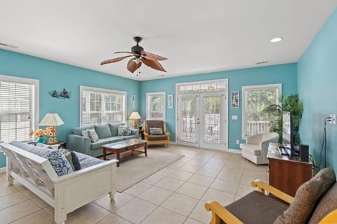 Oversized 5 Bedroom Beach Home with Private Pool! Sleeps 22 Guests! Ocean Breeze Cottage 705 Unit 1 House in North Myrtle Beach