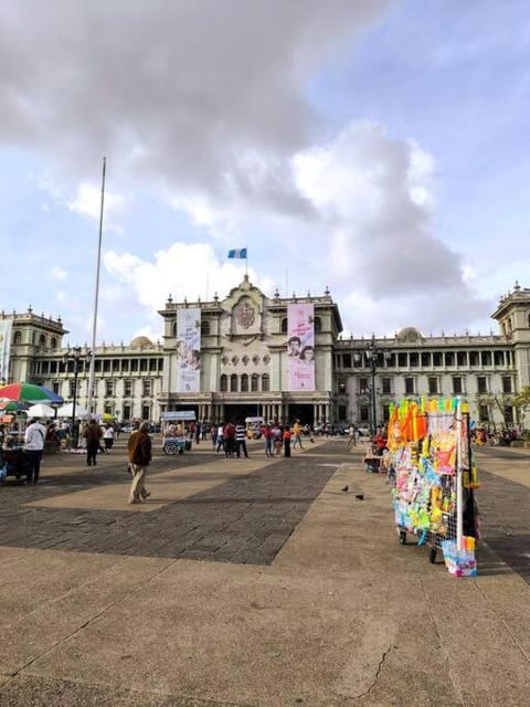 Loft with a view of the National Palace Zone 1 606 Apartment in Guatemala City