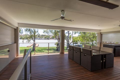 View (from property/room), Dining area