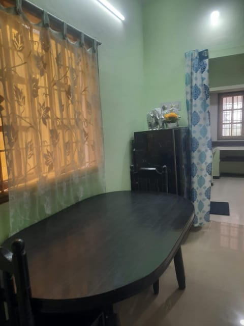 Thanisha homestay Apartment in Coimbatore