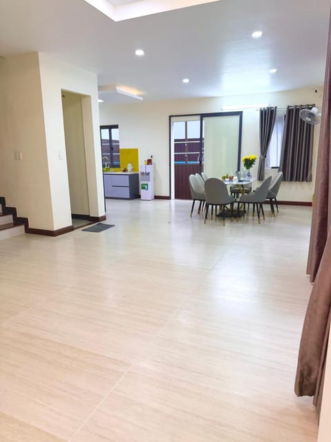 Dining area, Garden view, Pool view