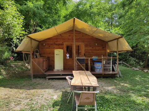 Day, Garden, Dining area