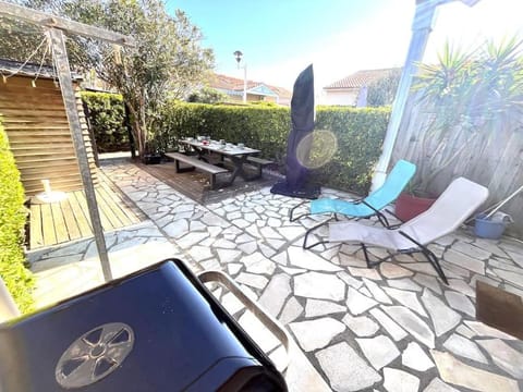 Villa Playa proche plage piscine climatisation parking House in Palavas-les-Flots