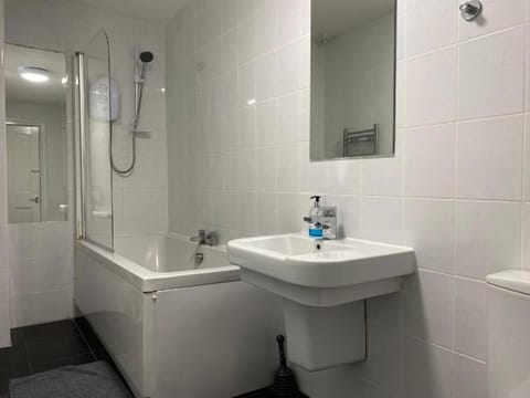 Jesmond - 3 Bed Property Apartment in Newcastle upon Tyne