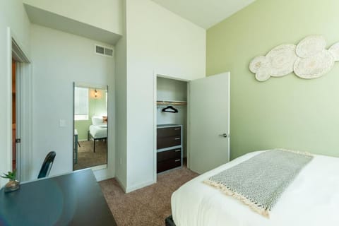 Spanish Style Rm Bath CoLiving Office Gym Apartment in Chico