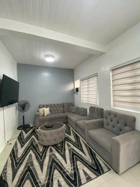 Diamond heights 4 BR near Davao Airport House in Davao City