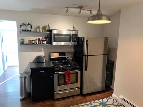 Kitchen or kitchenette, oven, stove