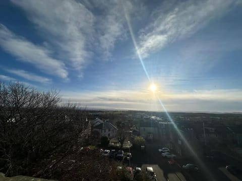 Skibo Court Apartment in Dunfermline