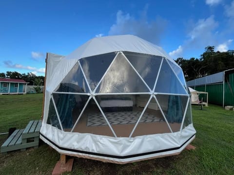 Spacious Dome Tent Glamping Camping Laie North Shore Oahu Tienda de lujo in Laie