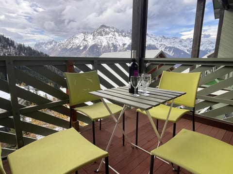 Winter, Balcony/Terrace, Mountain view