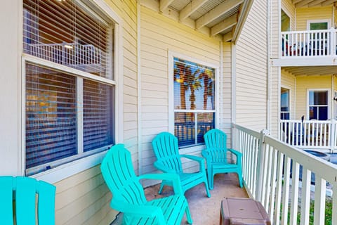 Beach Club 172 Apartment in North Padre Island