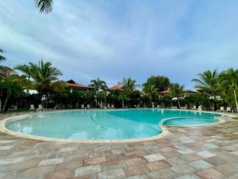 Pool view, Swimming pool, sunbed