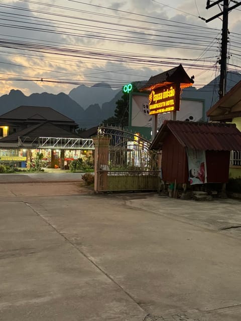 Khampaseuth Hotel Vang Vieng Hotel in Vang Vieng