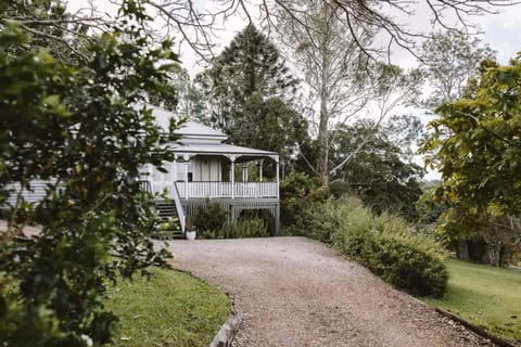 The Little Queenslander - Maleny Circa 1888 House in Maleny