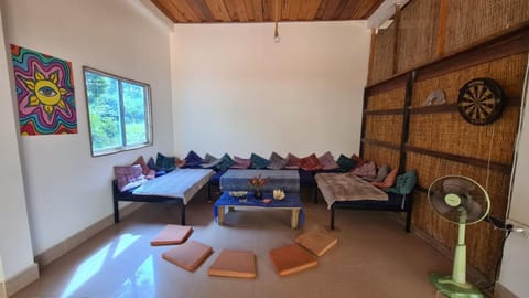 Lovesick Hostel & Sports Bar Mpai Bay Hostel in Sihanoukville