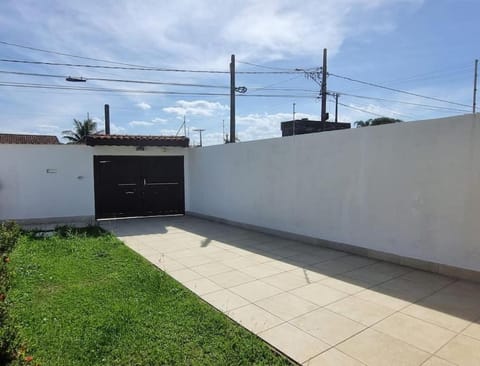 Casa de Praia com Piscina em Itanhaém House in Itanhaém