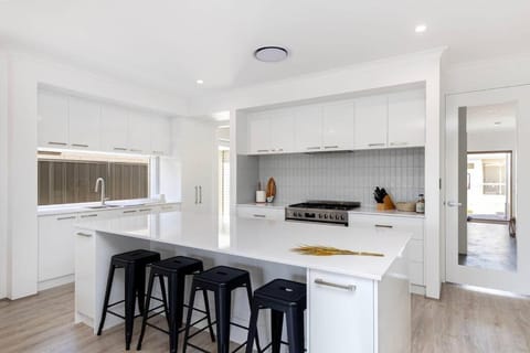 Newly Built Luxury Modern Home Casa in Dunsborough