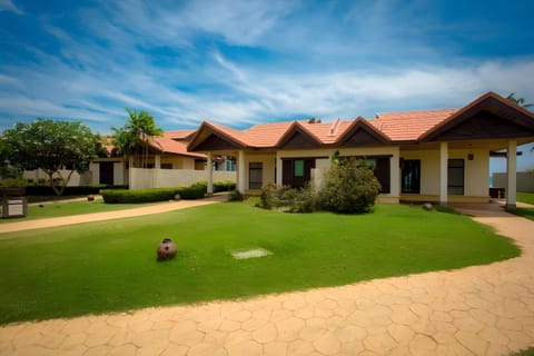 Property building, Natural landscape