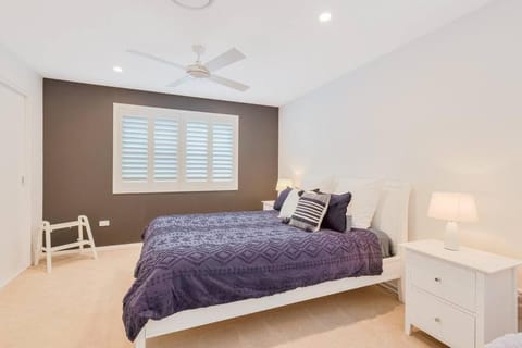 Casuarina Calm - Beach House with Pool by uHoliday House in Tweed Heads