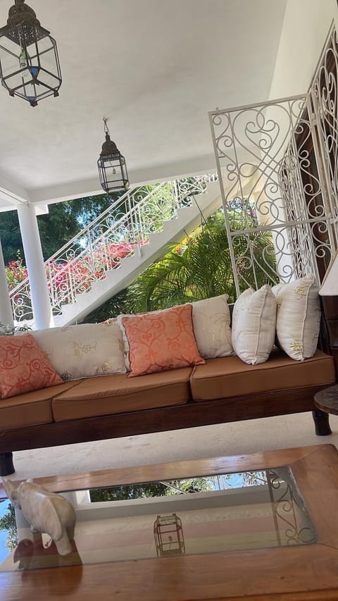 GOLDEN SUN Luxury Suites Vacation rental in Malindi