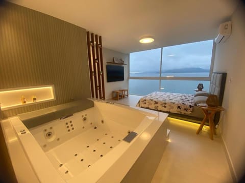 Hot Tub, Spa and wellness centre/facilities, Bedroom